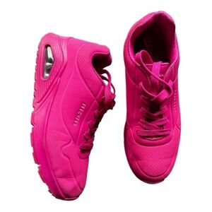 Vibrant Pink girls Sneakers, size 4